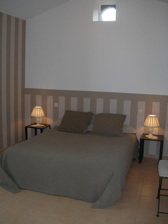 Chambres D'Hotes Cote Cevennes Saint-Martin-de-Valgalgues 객실 사진